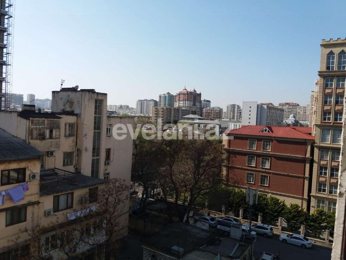 Satılır, köhnə tikili, 2 otaqlı, 65 m², Bakı, Nəsimi r.