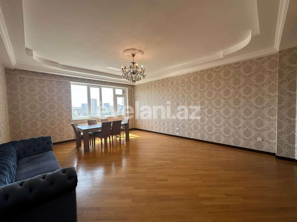 Satılır, yeni tikili, 4 otaqlı, 158 m², Bakı, Binəqədi r, 7-ci mikrorayon q, Azadlıq prospekti m.