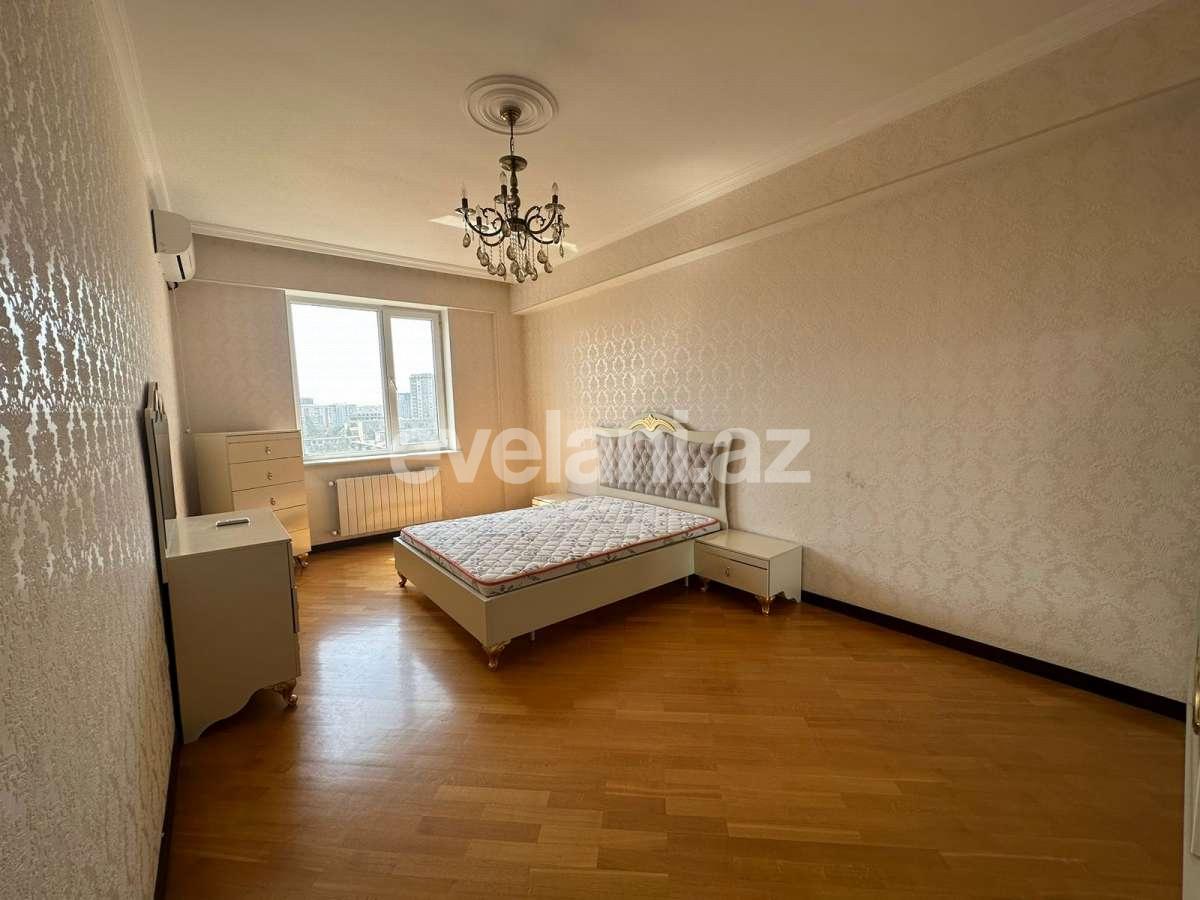 Satılır, yeni tikili, 4 otaqlı, 158 m², Bakı, Binəqədi r, 7-ci mikrorayon q, Azadlıq prospekti m.