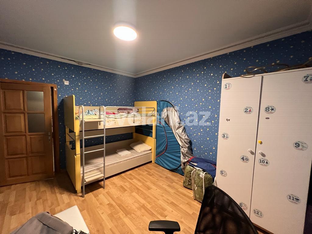 Satılır, köhnə tikili, 3 otaqlı, 80 m², Bakı, Suraxanı r, Qaraçuxur q.