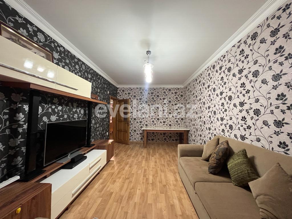 Satılır, köhnə tikili, 3 otaqlı, 80 m², Bakı, Suraxanı r, Qaraçuxur q.