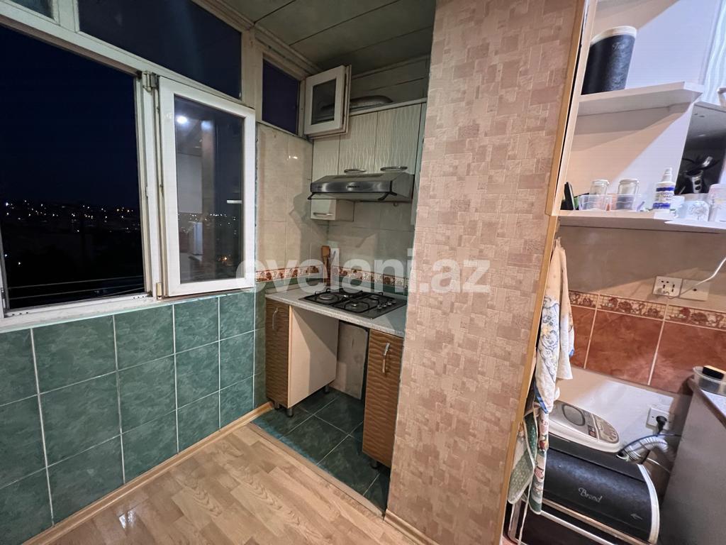 Satılır, köhnə tikili, 3 otaqlı, 80 m², Bakı, Suraxanı r, Qaraçuxur q.