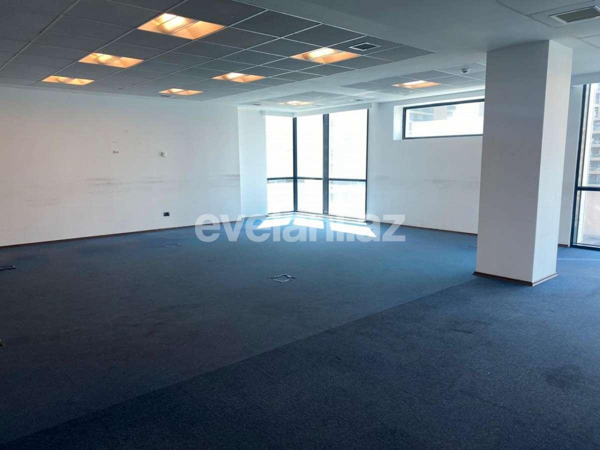 Kirayə verilir, ofis, 7 otaqlı, 300 m², Bakı, Yasamal r, 8 Noyabr m.