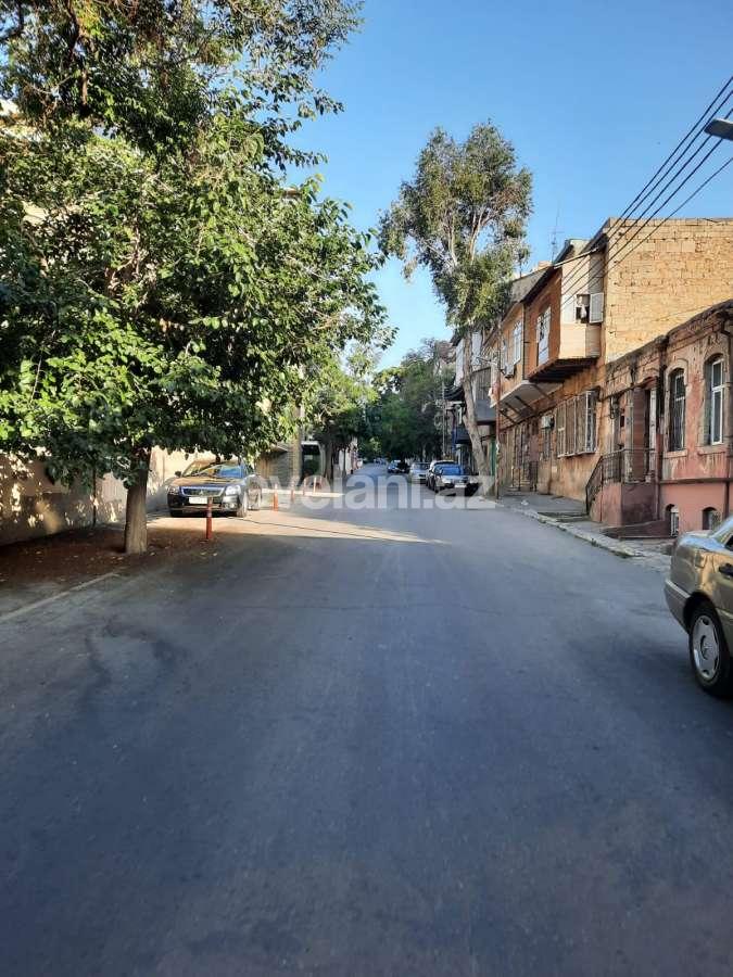 Сдаётся, вторичка, 4-комнаты, 82 m², Баку, Сабаильский r, Ичери Шехер m.