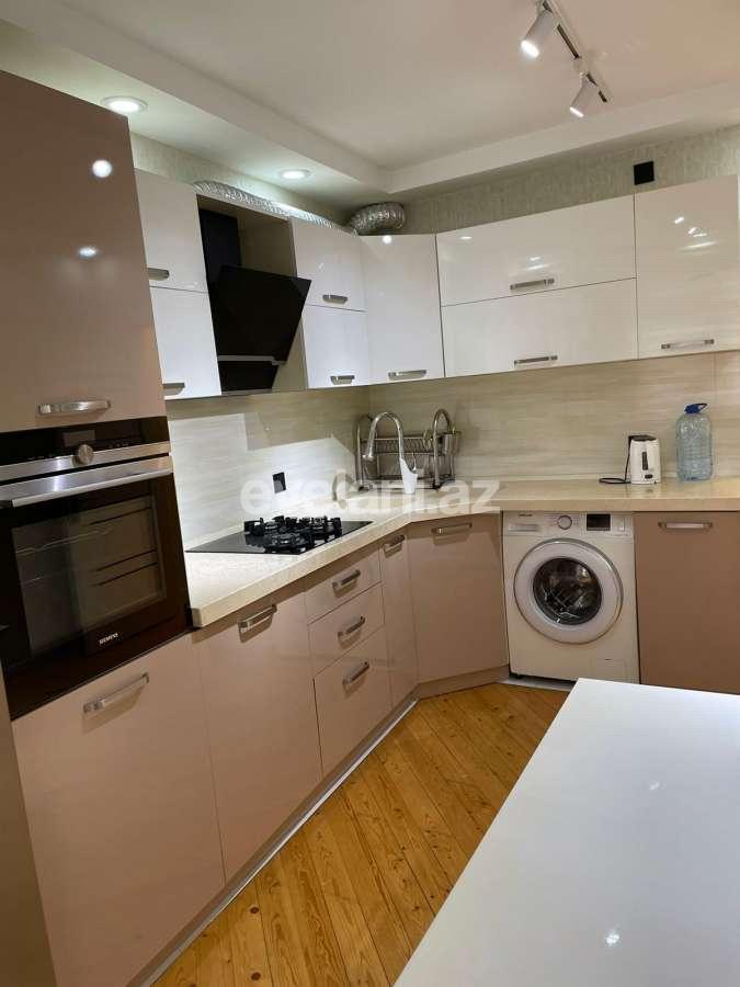 Rent, old building, 2 room, 62 m², Baku, Nasimi r, 8 November m.