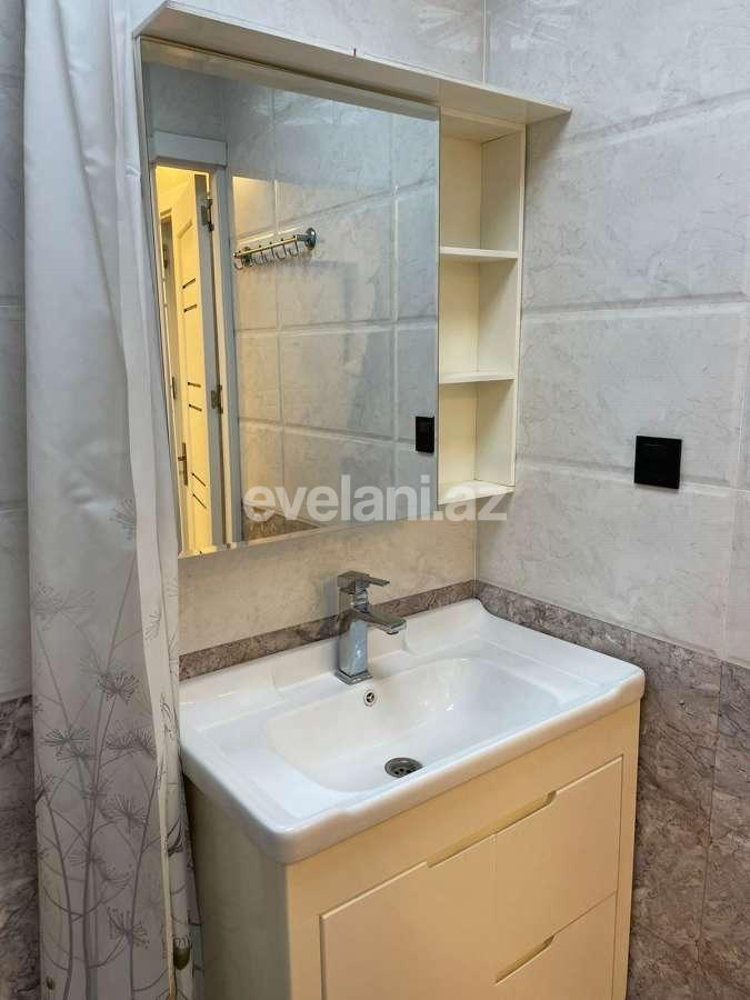 Rent, old building, 2 room, 62 m², Baku, Nasimi r, 8 November m.