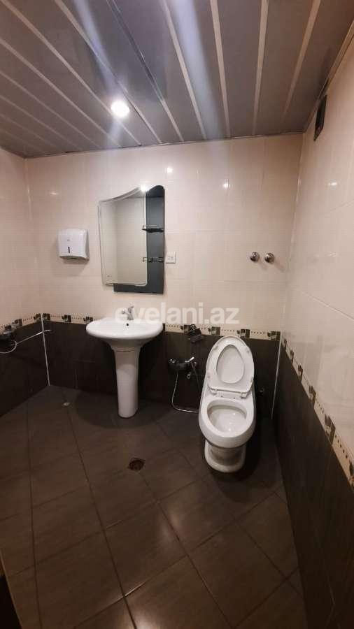 Сдаётся, офис, 8-комнаты, 350 m², Баку, Хатаинский r, Шах Исмаил Хатаи m.