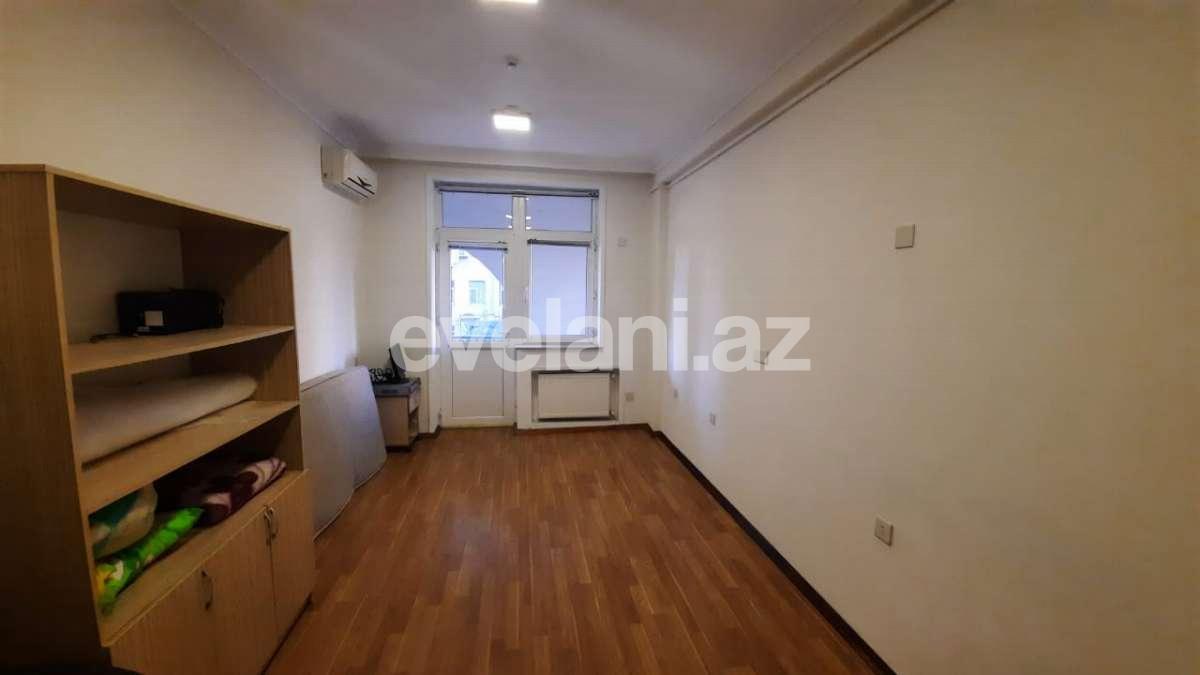 Сдаётся, офис, 8-комнаты, 350 m², Баку, Хатаинский r, Шах Исмаил Хатаи m.