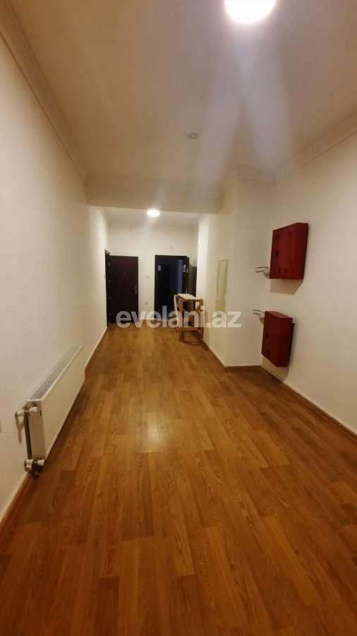 Сдаётся, офис, 8-комнаты, 350 m², Баку, Хатаинский r, Шах Исмаил Хатаи m.