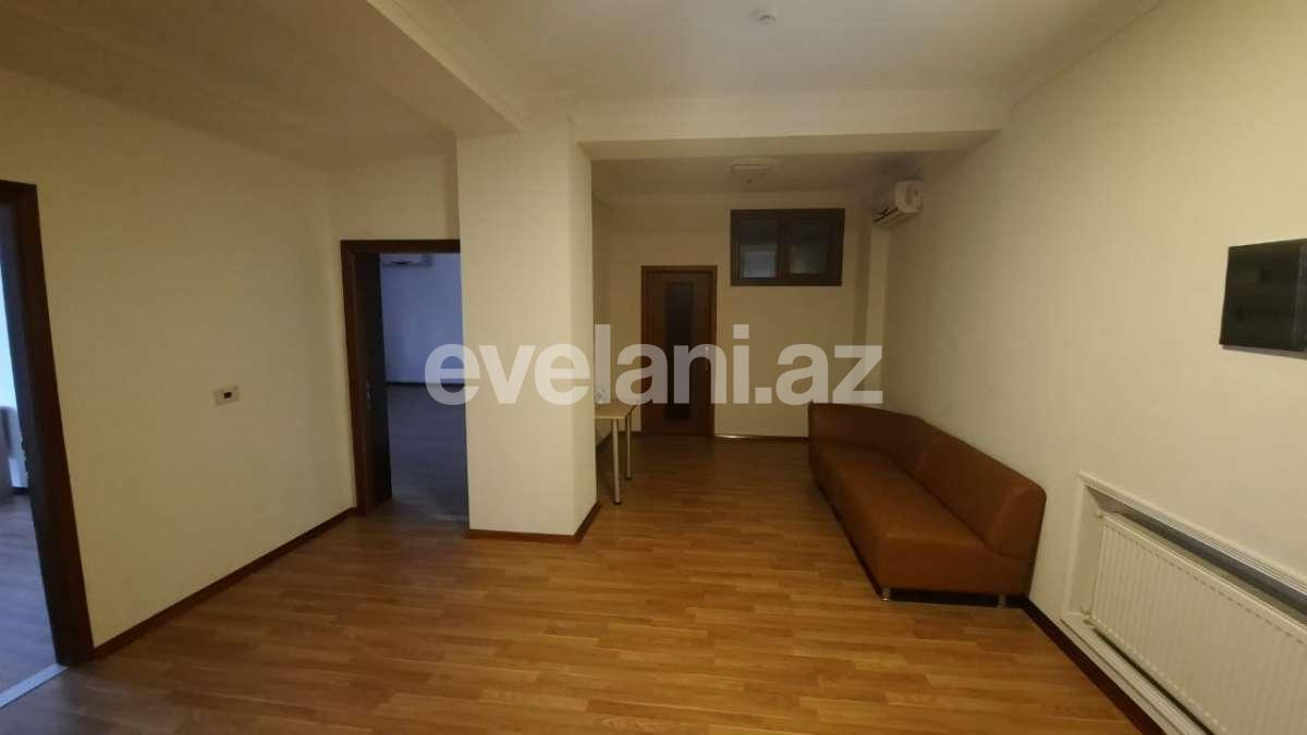 Сдаётся, офис, 8-комнаты, 350 m², Баку, Хатаинский r, Шах Исмаил Хатаи m.