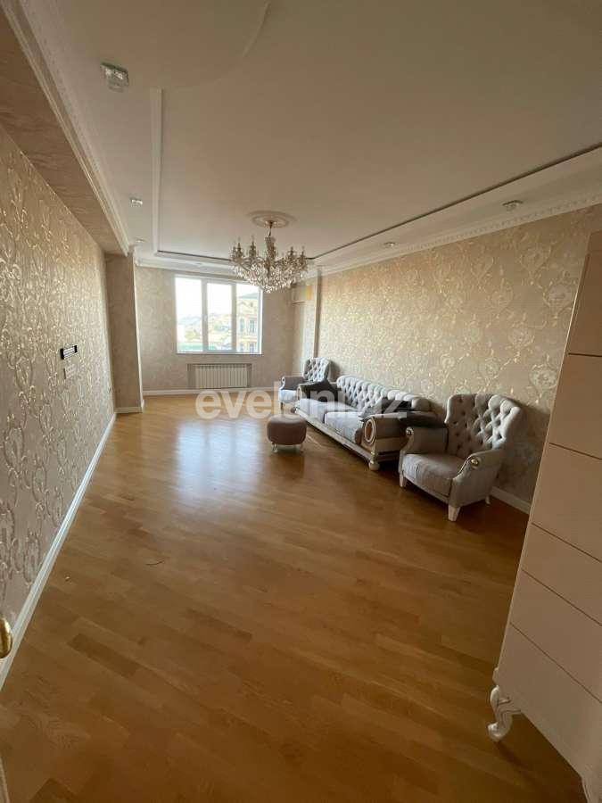 Сдаётся, новостройка, 3-комнаты, 119 m², Баку, Сабаильский r, Бадамдар p, Ичери Шехер m.