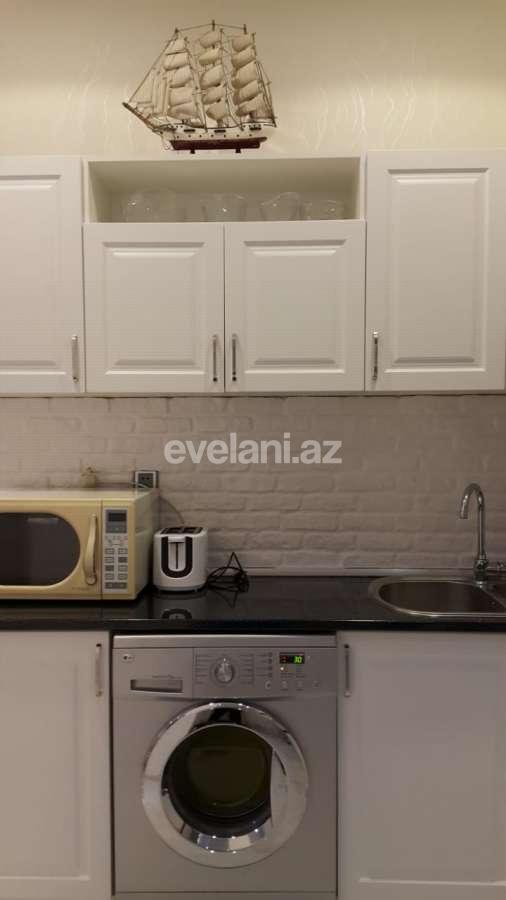 Rent, old building, 3 room, 95 m², Baku, Nasimi r, 28 may m.