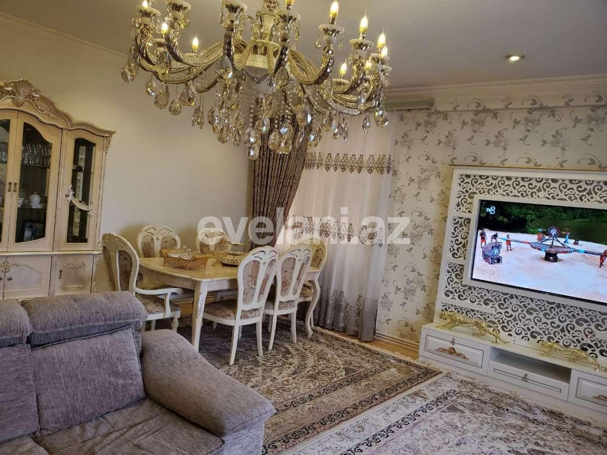 Satılır, köhnə tikili, 3 otaqlı, 160 m², Bakı, Nəsimi r, 2-ci mikrorayon q, Memar Əcəmi m.
