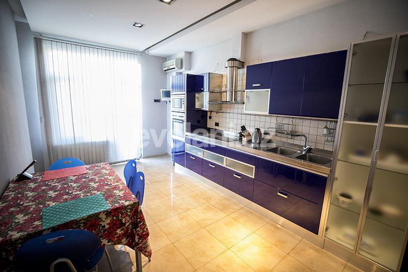 Sale, new building, 4 room, 195 m², Baku, Nasimi r, 28 may m.