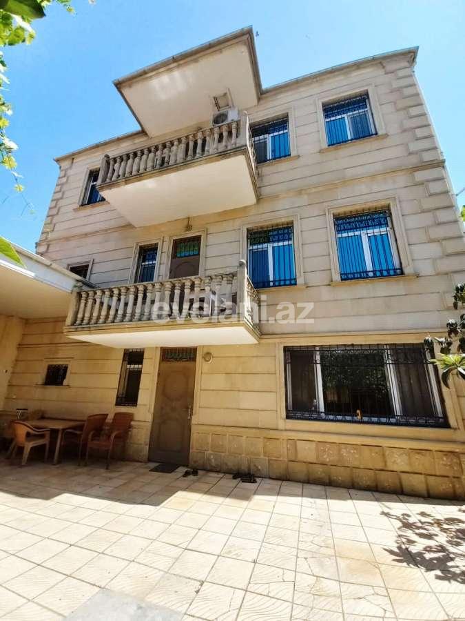 Satılır, həyət evi / bağ, 6 otaqlı, 330 m², Bakı, Sabunçu r, Bakıxanov q.