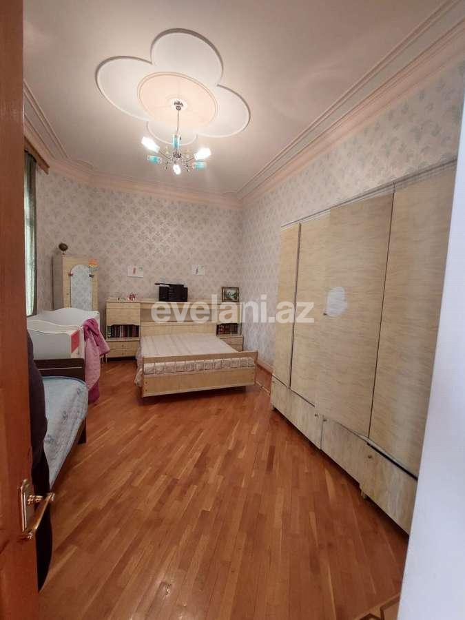 Satılır, həyət evi / bağ, 7 otaqlı, 400 m², Bakı, Nizami r, 8-ci kilometr q, Qara Qarayev m.