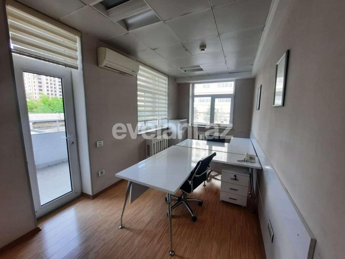 Kirayə verilir, ofis, 4 otaqlı, 130 m², Bakı, Xətai r, Şah İsmayıl Xətai m.