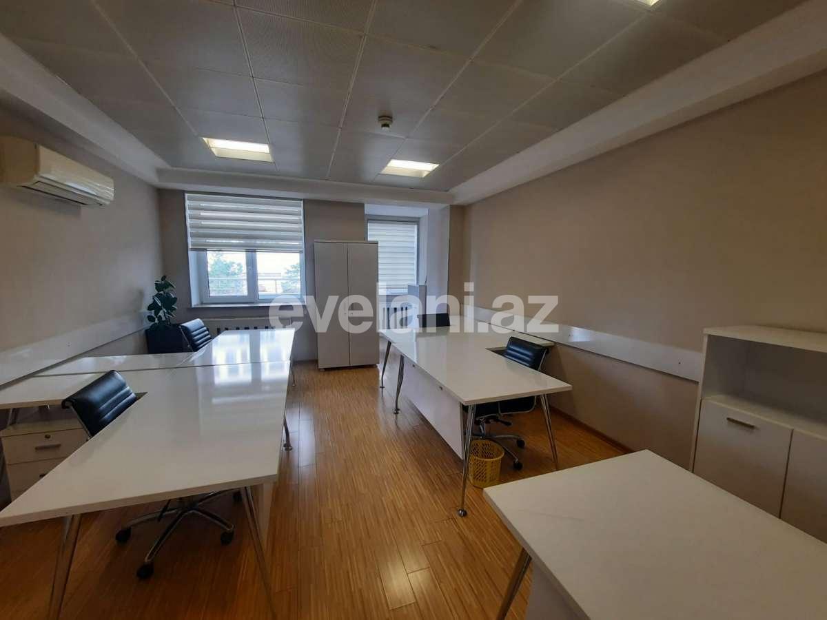 Kirayə verilir, ofis, 4 otaqlı, 130 m², Bakı, Xətai r, Şah İsmayıl Xətai m.