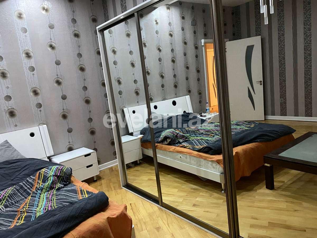 Satılır, villa, 5 otaqlı, 300 m², Bakı, Səbail r, Badamdar q.