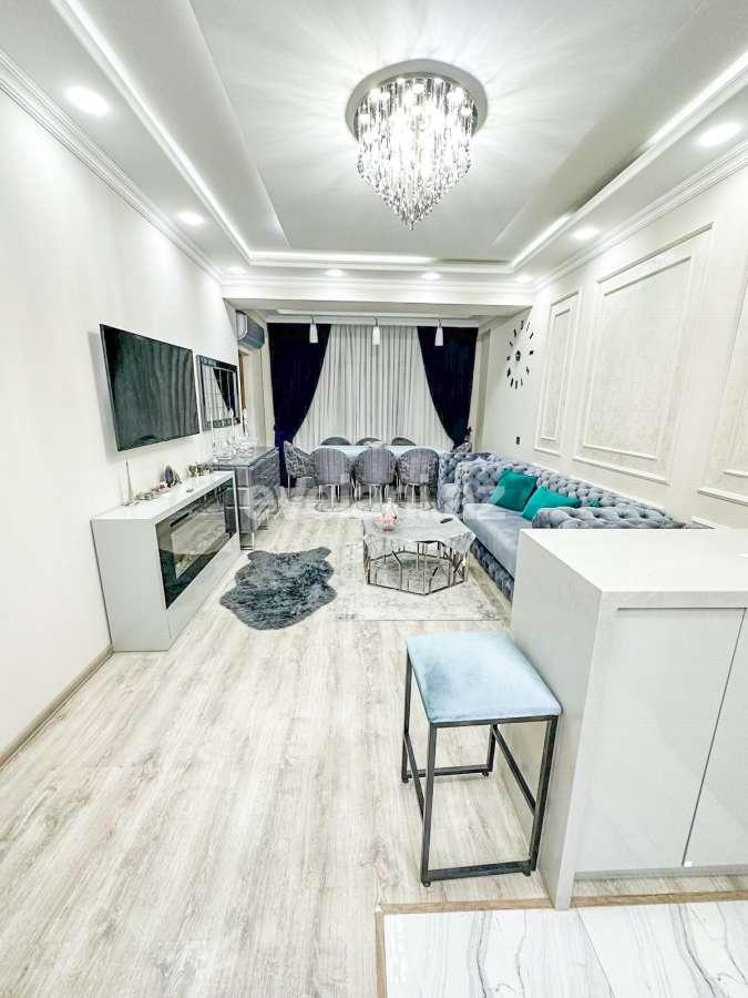 Satılır, yeni tikili, 2 otaqlı, 80 m², Bakı, Xətai r, Əhmədli q, Həzi Aslanov m.