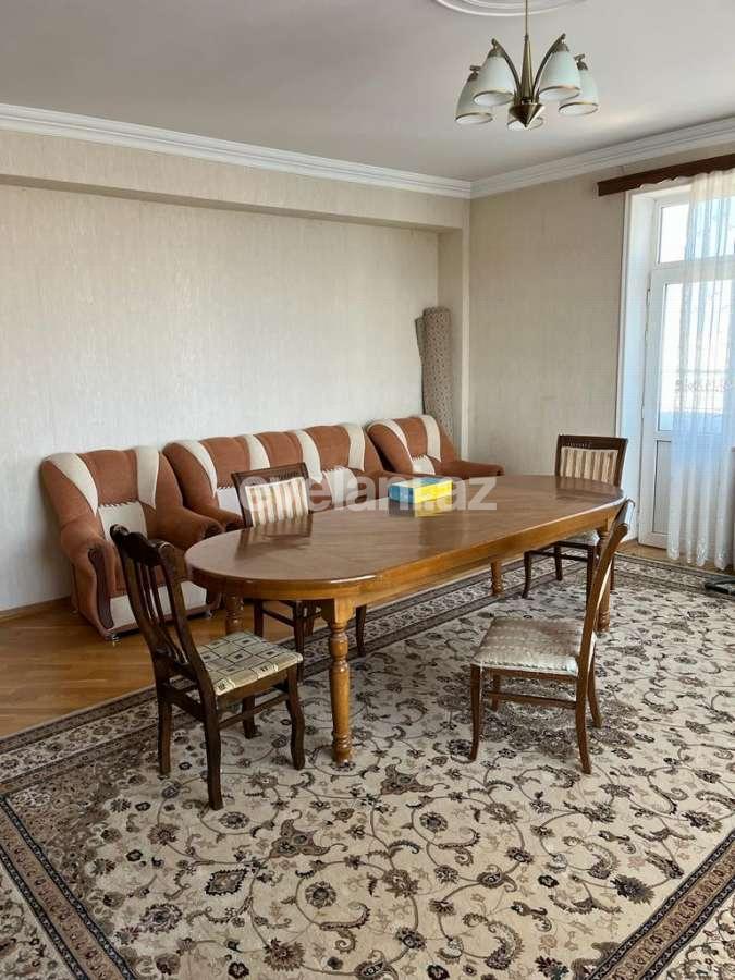 Kirayə verilir, yeni tikili, 3 otaqlı, 130 m², Bakı, Nəsimi r, Memar Əcəmi m.