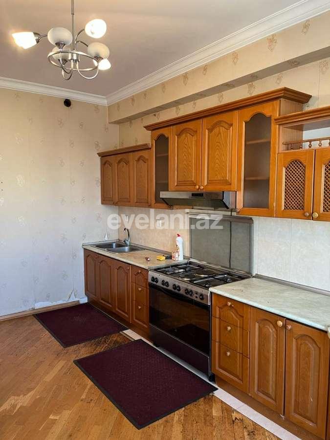 Kirayə verilir, yeni tikili, 3 otaqlı, 130 m², Bakı, Nəsimi r, Memar Əcəmi m.