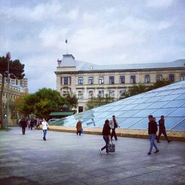 Сдаётся, вторичка, 1-комнаты, 35 m², Баку, Сабаильский r, Ичери Шехер m.