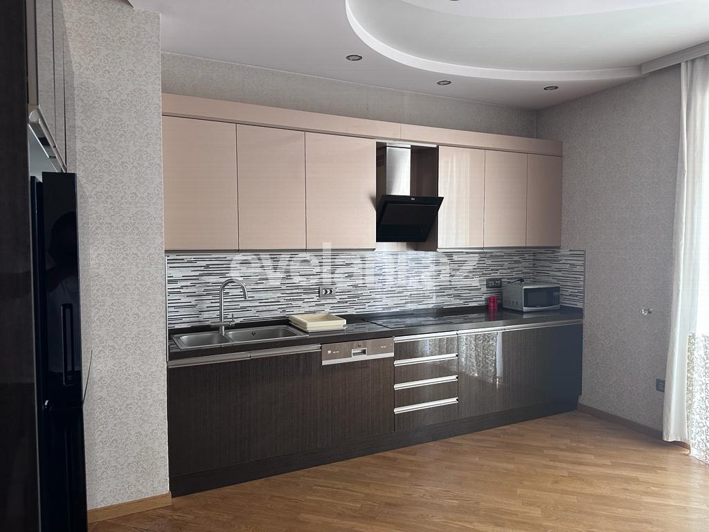 Kirayə verilir, yeni tikili, 2 otaqlı, 82 m², Bakı, Xətai r, Ağ şəhər q, Şah İsmayıl Xətai m.