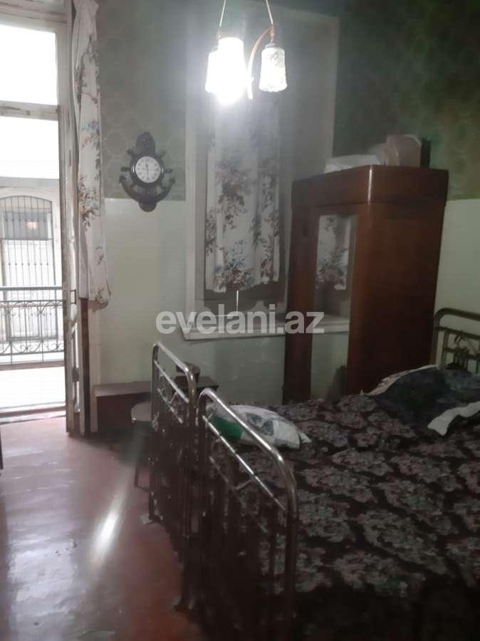 Satılır, köhnə tikili, 6 otaqlı, 150 m², Bakı, Səbail r, Sahil m.