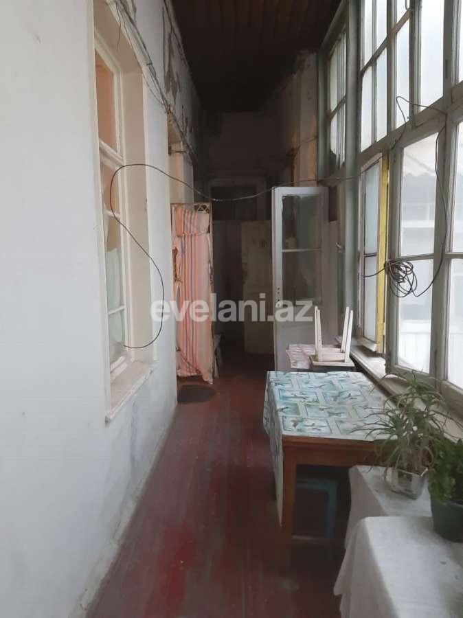 Satılır, köhnə tikili, 6 otaqlı, 150 m², Bakı, Səbail r, Sahil m.
