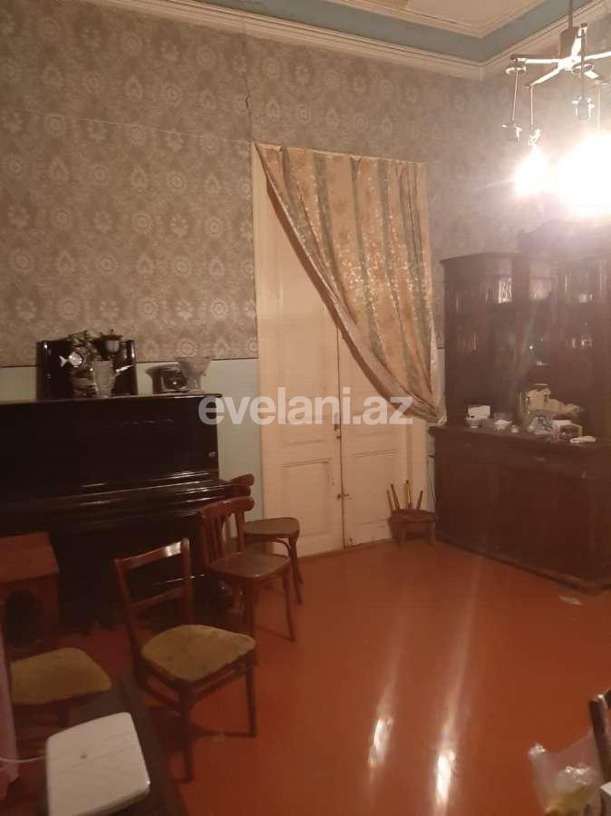 Satılır, köhnə tikili, 6 otaqlı, 150 m², Bakı, Səbail r, Sahil m.