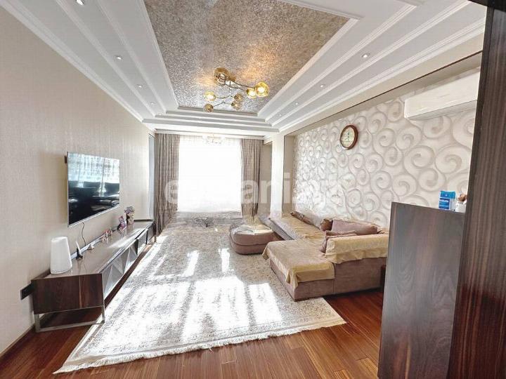 Продаётся, новостройка, 5-комнаты, 250 m², Баку, Ясамальский r, Элмляр Академиясы m.