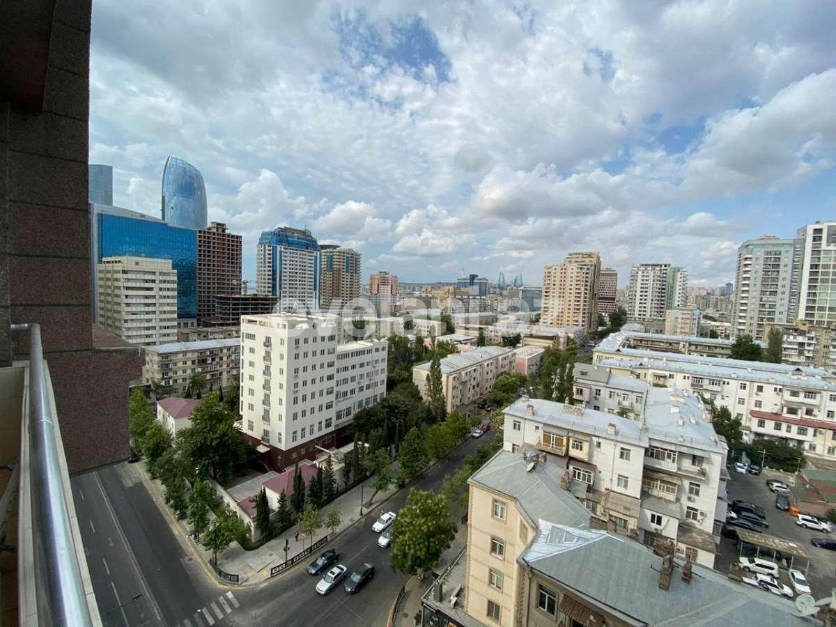 Сдаётся, новостройка, 3-комнаты, 150 m², Баку, Насиминский r, 28 мая m.