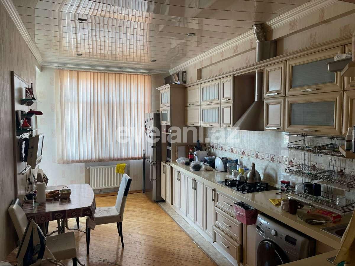 Сдаётся, новостройка, 3-комнаты, 130 m², Баку, Ясамальский r, 8 Ноябрь m.