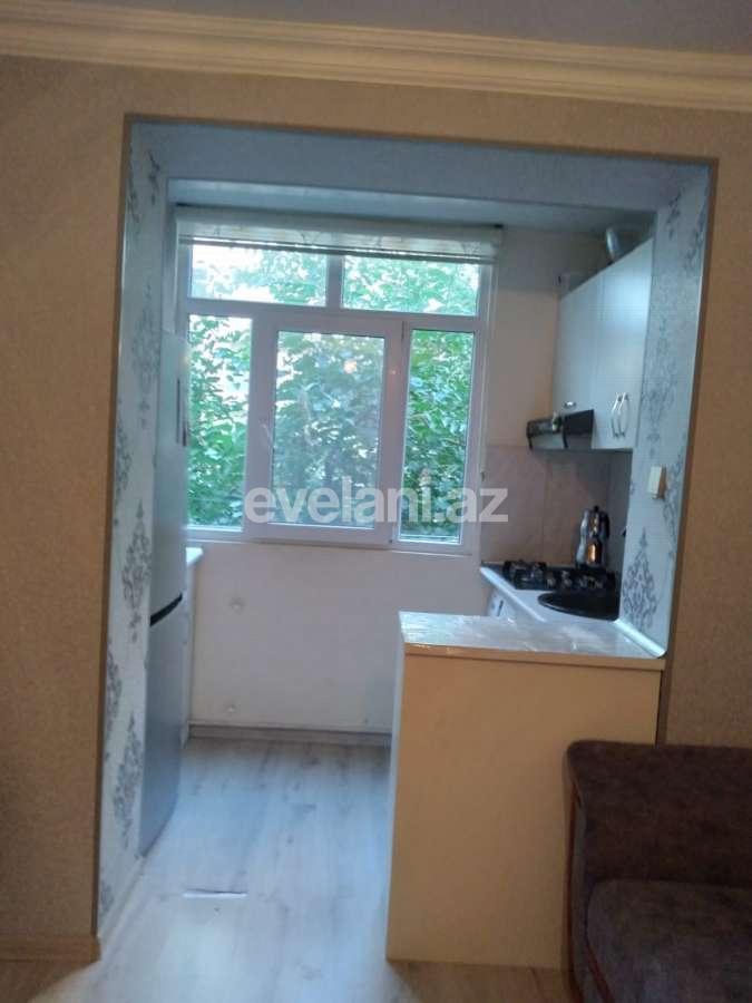 Satılır, köhnə tikili, 2 otaqlı, 45 m², Bakı, Yasamal r, İnşaatçılar m.