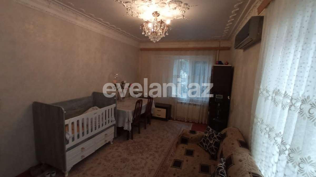 Satılır, köhnə tikili, 3 otaqlı, 60 m², Bakı, Sabunçu r, Bakıxanov q.
