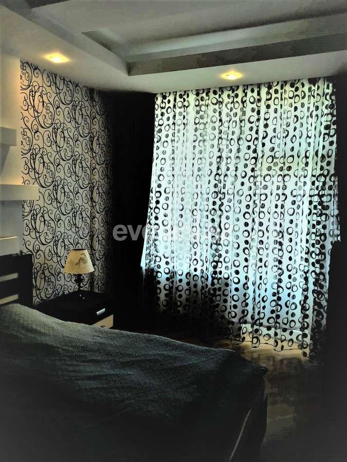 Сдаётся, новостройка, 3-комнаты, 1100 m², Баку, Наримановский r, Гянджлик m.