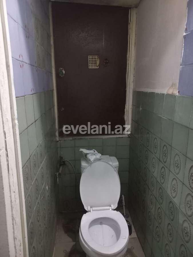 Satılır, köhnə tikili, 2 otaqlı, 50 m², Bakı, Nəsimi r, 3-cü mikrorayon q, Memar Əcəmi m.