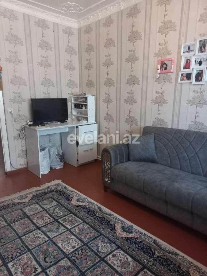 Satılır, köhnə tikili, 2 otaqlı, 50 m², Bakı, Nəsimi r, 3-cü mikrorayon q, Memar Əcəmi m.