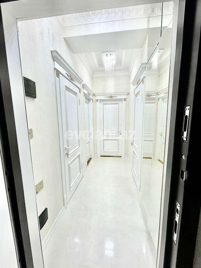 Satılır, yeni tikili, 2 otaqlı, 55 m², Bakı, Nəsimi r, 5-ci mikrorayon q, Memar Əcəmi m.