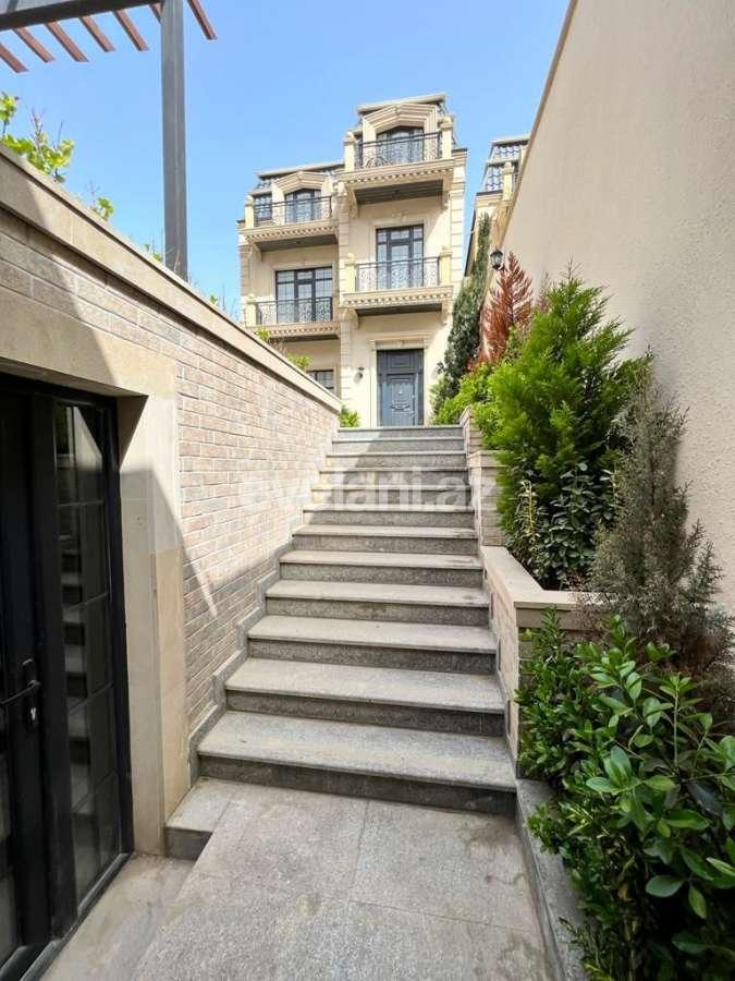 Satılır, villa, 6 otaqlı, 310 m², Bakı, Səbail r, Badamdar q.
