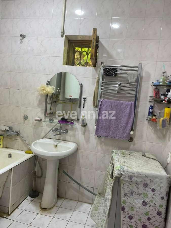 Продаётся, дом / дача, 8-комнаты, 249.99 m², Баку, Хатаинский r, Аг шехер p, Ази Асланов m.