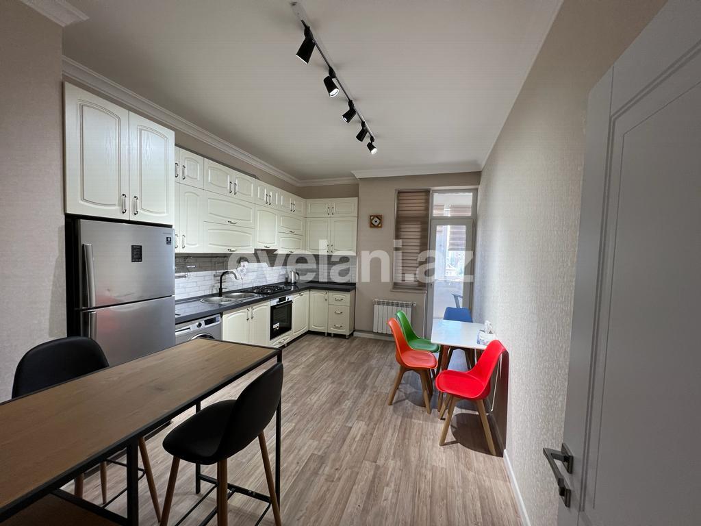 Сдаётся, новостройка, 2-комнаты, 95 m², Баку, Ясамальский r, Иншаатчылар m.