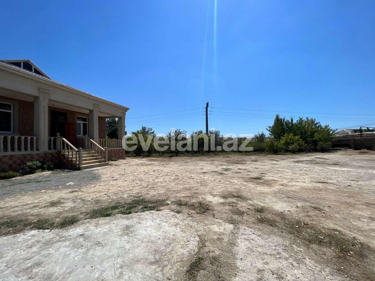 Satılır, həyət evi / bağ, 4 otaqlı, 200 m², Bakı, Suraxanı r, Bülbülə q.