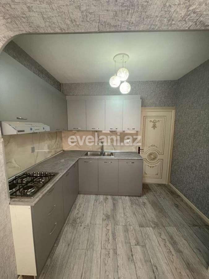 Satılır, köhnə tikili, 2 otaqlı, 52 m², Bakı, Nəsimi r, 4-cü mikrorayon q, Memar Əcəmi m.