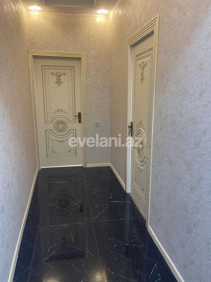 Satılır, köhnə tikili, 2 otaqlı, 52 m², Bakı, Nəsimi r, 4-cü mikrorayon q, Memar Əcəmi m.