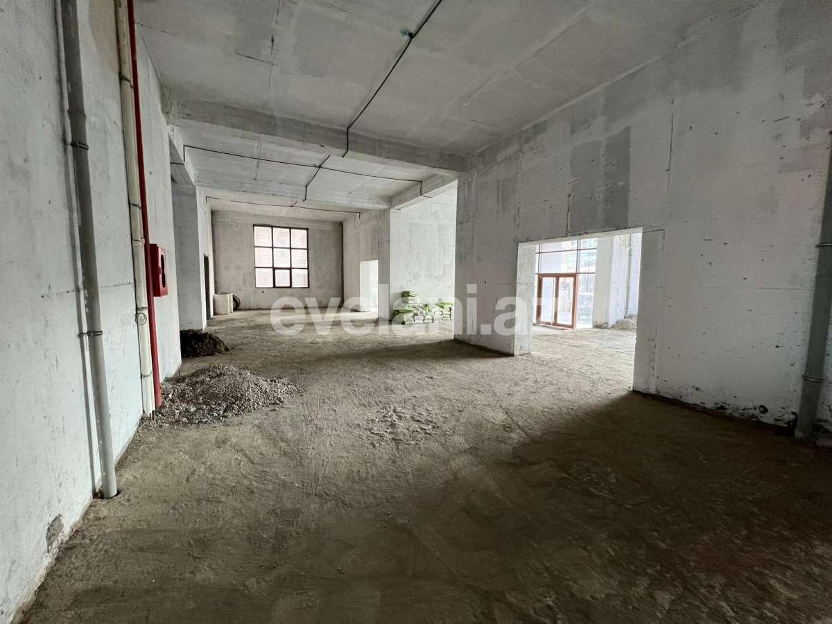 Kirayə verilir, ofis, 14 otaqlı, 400 m², Bakı, Xətai r, Şah İsmayıl Xətai m.