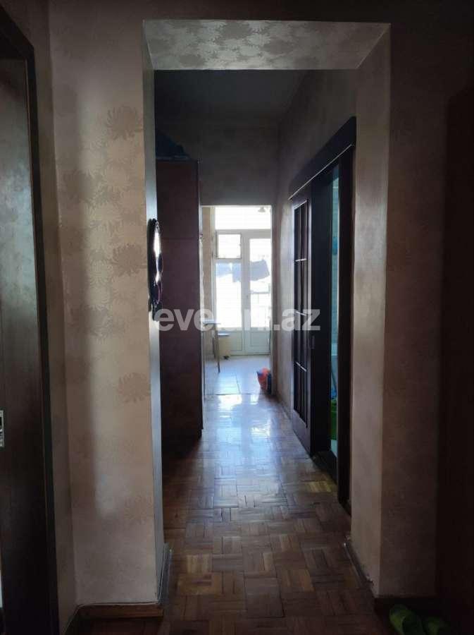 Satılır, köhnə tikili, 3 otaqlı, 75 m², Bakı, Yasamal r, Elmlər Akademiyası m.