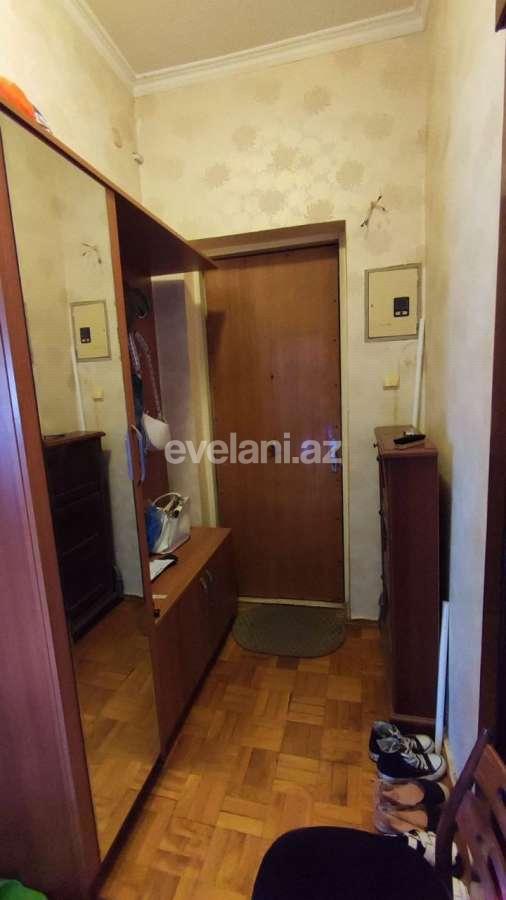 Satılır, köhnə tikili, 3 otaqlı, 75 m², Bakı, Yasamal r, Elmlər Akademiyası m.