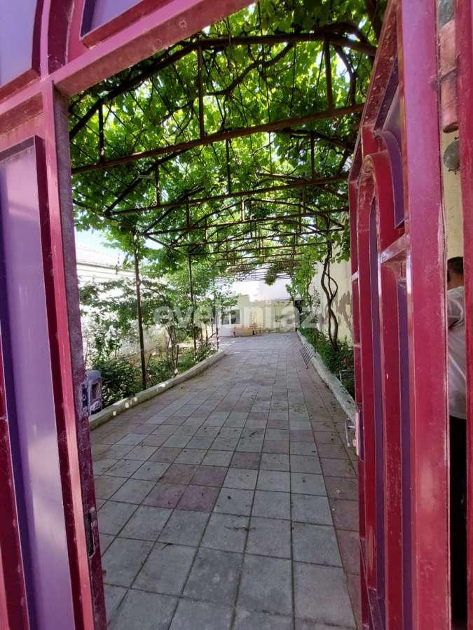 Satılır, həyət evi / bağ, 3 otaqlı, 100 m², Bakı, Səbail r, Badamdar q.